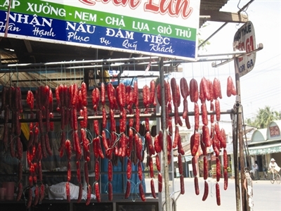 Ớn lạnh hàng Tết