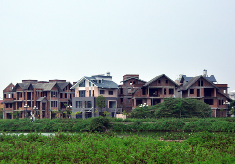 Đất ven cầu Vĩnh Tuy, Nhật Tân 'nóng' lên từng ngày