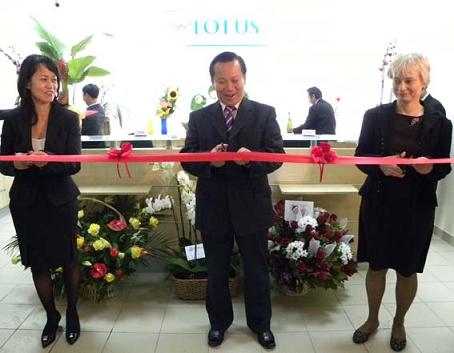 KHAI TRƯƠNG TRUNG TÂM Y TẾ LOTUS (LOTUS MEDICAL CENTER)