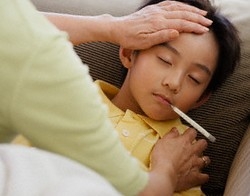 Cách xử lý khi bé bị sốt cao co giật