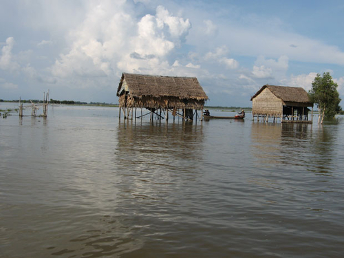 Nỗi ám ảnh vùng hạ lưu