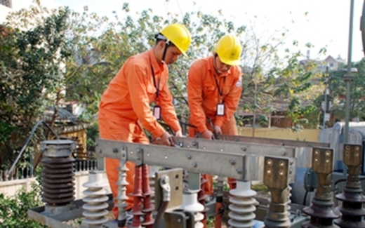 Giải mã giá điện tăng