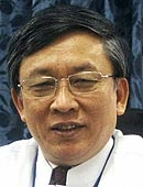 Tăng viện phí, đừng quên người nghèo