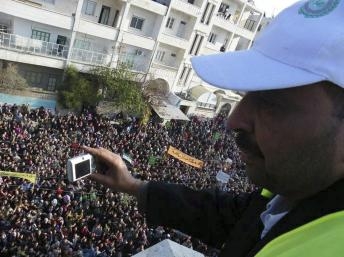 Syria: Hàng trăm ngàn người biểu tình chống chế độ trước phái đoàn quan sát viên Ả Rập