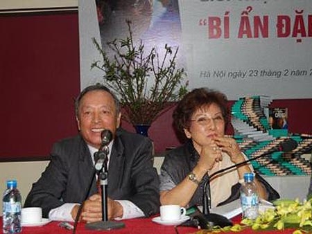 Tỉ phú niken gốc Việt