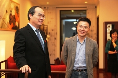 Gia đình Giáo sư Ngô Bảo Châu nhận nhà mới