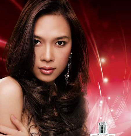 Những ngôi sao lắm chiêu của showbiz Việt: Sáng tạo hay đánh bóng?