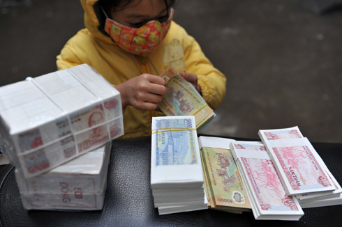 Người Hà Nội nhộn nhịp sắm Tết ông Táo