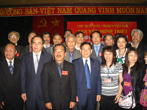 Tản mạn về từ “Gốc Việt”