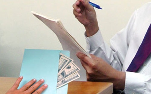 Các nhà đầu tư ngoại vẫn e ngại về tham nhũng và thủ tục