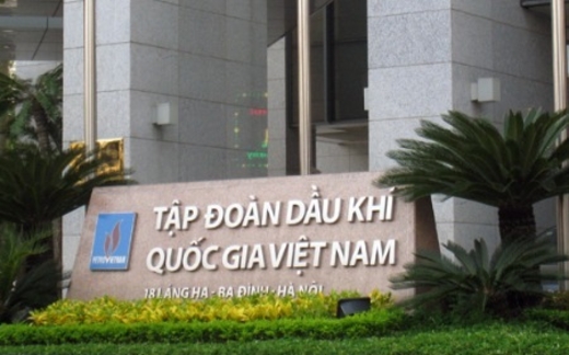 Vì sao PVN lừng chừng thoái vốn?
