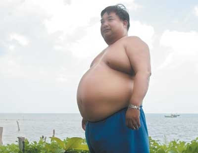 Người có thể ăn ngủ hàng giờ dưới đáy biển