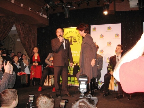 Ba Lan vinh danh Trịnh Hoài Nam - một người Việt bảo vệ nữ quyền