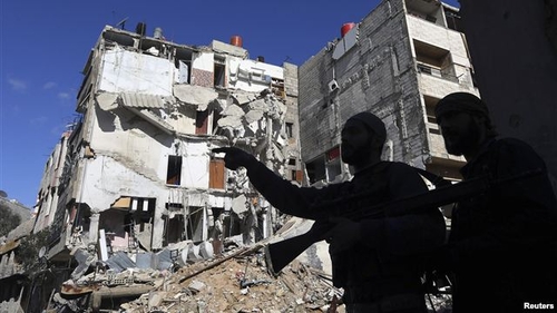 Syria: Lực lượng chính phủ oanh kích ngoại ô Damascus