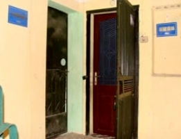 Phát ngôn & Hành động: Đóng biển tường “bắt” làm “Gia đình văn hóa”…