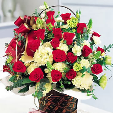 TRAO TẶNG KỶ NIỆM CHƯƠNG