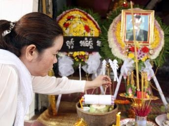 Quốc tế lên án vụ sát hại nhà hoạt động môi trường Cam Bốt Chut Wutty