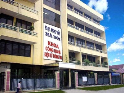 Mất chức vì tố cáo sai phạm