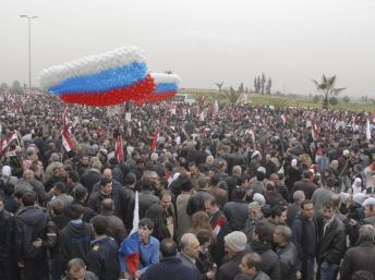 Quân đội Syria tiếp tục tấn công Homs vào lúc ngoại trưởng Nga đến Damas