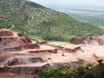 Trung Quốc khai thác mỏ đồng: Chính quyền Miến Điện đọ sức với dân