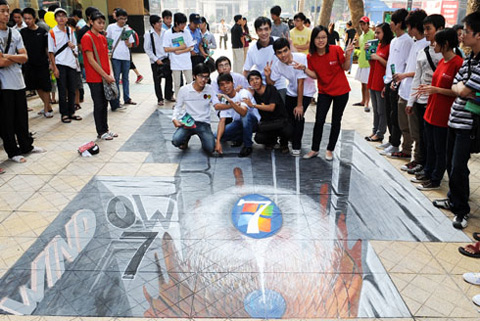 Tranh đường phố 3D lần đầu xuất hiện tại Hà Nội