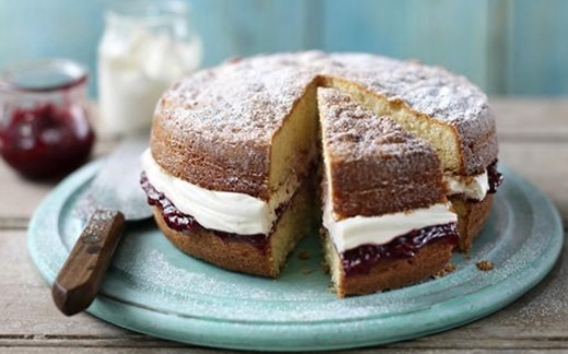 Đối tác cá mập nuốt dần bánh kẹo, rượu bia nội