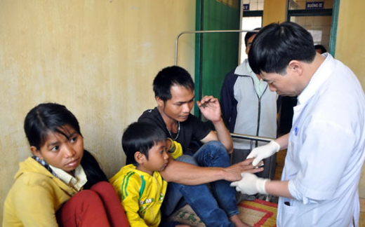 Ba năm vẫn “lạ”