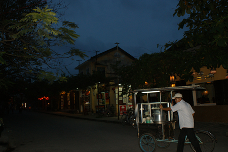 Món cao lầu- “hồn” của Hội An