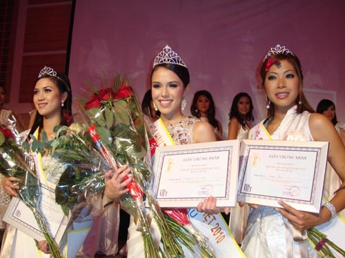 Sắc đẹp Việt ở London