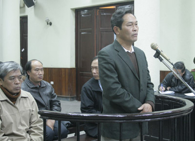 Lộ diện “đầu rắn” 112