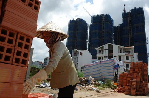 Lạm phát do đâu?