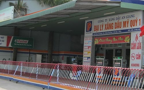 Lại găm xăng dầu trục lợi