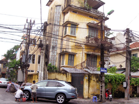 Khuyến khích giãn dân để quy biệt thự cổ về một chủ