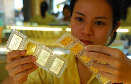 Nhà đầu tư ngoại ngỡ ngàng với dịch vụ gửi vàng tại Việt Nam