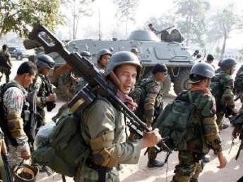Quân đội Cam Bốt mua thêm vũ khí
