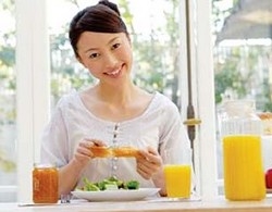 Cách phục hồi sức khỏe cho bà mẹ sau sinh