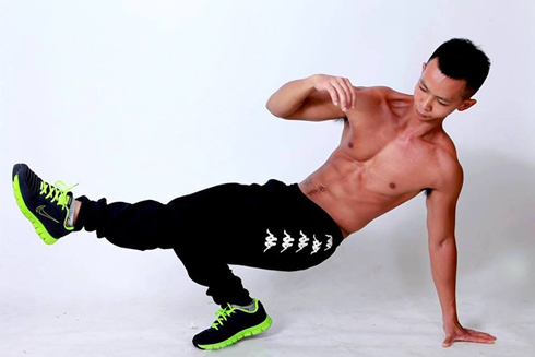 9X Việt bị ung thư vòm họng vẫn có thân hình vạm vỡ 6 múi