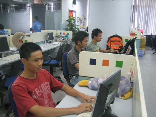 Chê cử nhân trường tư