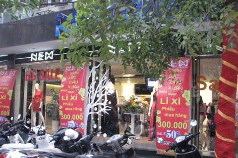 Kiếm lời bạc tỷ trên đất công