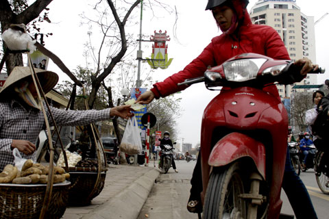 Khoai, sắn dạo đắt gần bằng thịt