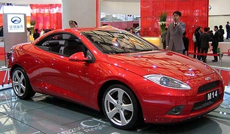 Thuế giảm, giá ô tô vẫn khó hạ