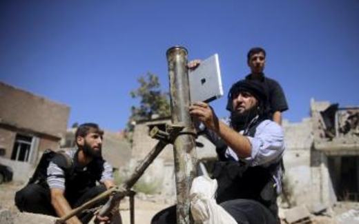 Đạn pháo rơi vào sứ quán Nga tại Syria