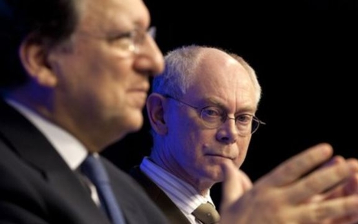 EU hoãn quyết định vũ trang cho phe nổi dậy Syria