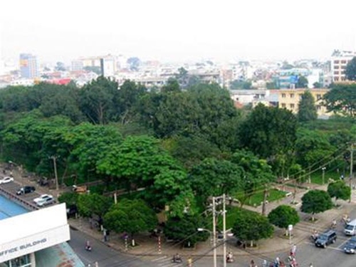 Đất vàng không phải của riêng ai
