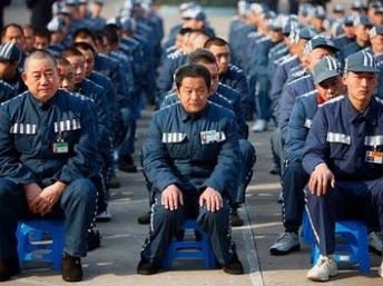 Trung Quốc rút bài đưa tin hủy bỏ hệ thống trại lao cải