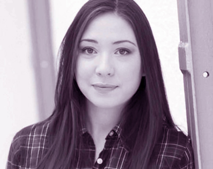 Cô gái gốc Việt trẻ và tài năng văn chương