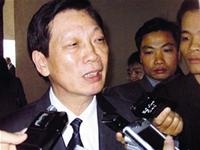 Xử lý một số cán bộ để làm gương