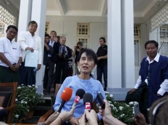Liên Hiệp Châu Âu và chiến thuật « có qua có lại » với Miến Điện