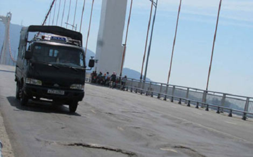 Công trình tiền khủng, chất tồi: Mổ xẻ... nhiều lỗ hổng!