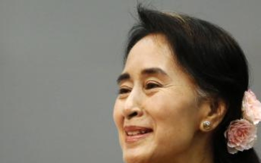 Đối lập Miến Điện: Tăng trưởng không đồng nghĩa với dân chủ hóa